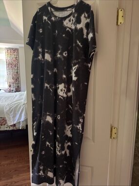Mud Pie Black & White Tie-Dye Short Sleeve Kids Nightgown